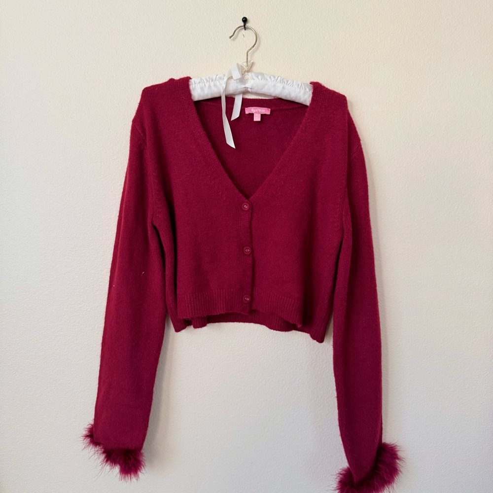 Sugar Thrillz Burgundy Knit Button Up V-Neck Cardigan w Feather Fluff Trim